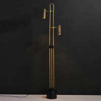 Lampadaire led en laiton au design moderne, lampe de sol de luxe pour hôtel, lampe de sol de luxe pour la décoration de la maison