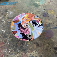 Mesa de Comedor Artística Pintada a Mano, Mesa Redonda de FRP Multicolor de Lujo, Mesa Escultural Abstracta Personalizada para Proyectos de Restaurantes de Alta Gama