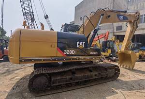 รถขุด CAT320D2 มือสองคุณภาพดีเยี่ยม เครื่องจักรก่อสร้าง รถขุดตีนตะขาบ 20 ตัน มือสองสำหรับขาย - Product Image 3