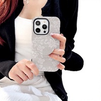Coque pour iPhone 17 avec impression de fleurs en dentelle rose, sublimation 3D, combo magnétique 2-en-1 TPU+PC pour iPhone 16 15 Pro Max 14