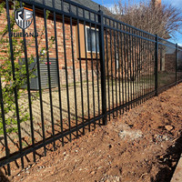 Panneaux de clôture en métal à sommet plat avec barres espacées pour jardins