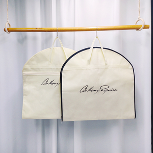 Sac à poussière de vêtement de logo personnalisé écologique housse de rangement durable pour costumes pour hommes robes de mariée pour femmes en tissu durable - Product Image 3