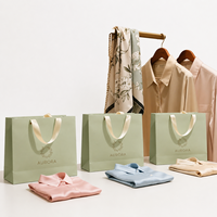 Sac en papier de luxe écologique, durable et recyclable, en carton blanc spécial, avec dorure à chaud, pour exposition