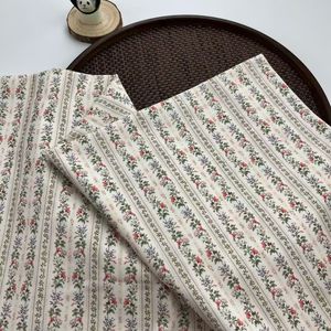Tela de Algodón Puro 40s con Diseño Floral Impreso Digitalmente para Ropa de Niñas - Product Image 2