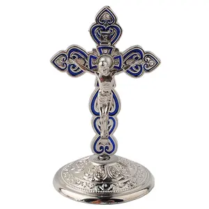 On-line di Vendita Caldo Del Metallo Silver Cross Crocifisso Cattolica Gesù Statue Religiosi Decorazione Della Casa In Piedi Cristo Sculture