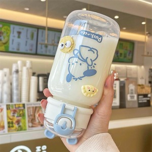 Hochwertiger isolierter Stroh becher mit süßem Bären design für Sommer aktivitäten im Freien wie Wandern mit direktem Trinkwasser fluss - Product Image 4