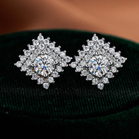 Boucles d'oreilles clous carrées en argent pur S925 avec moissanite VVS 0,5 ct, best-seller, pour hommes et femmes unisexes