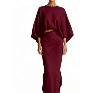 ชุดเสื้อครอปแขนทรงปีกค้างคาวและกระโปรงแม็กซี่รัดรูปสำหรับผู้หญิง - ชุดลำลองแบบเข้าชุด 2 ชิ้น แฟชั่น - Product Image 1