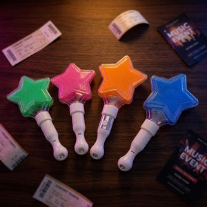 Encendedores fluorescentes de mano con logotipo personalizado de estrella de cinco puntas, regalos conmemorativos relacionados con el canto en filas de espera en festivales de música. - Product Image 6
