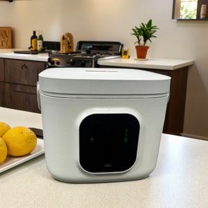 2025 Newly Designed Portable 800ml Insulated Bow Smart Lunch Box for Kids Wireless USB <b>Battery</b>-Powered for Car Home Outdoor Use - Product Image 4