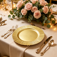 Assiettes rondes décorées de motifs dorés de qualité supérieure, fournies par l'usine, pour une utilisation festive à la table