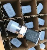 Sensor de Presión de Refrigerante para Aire Acondicionado, Compatible con Audi A4LB8 A5 A6L C7 A7 A8D4 Q5 A3 Volkswagen Touareg Golf, 4H0959126A