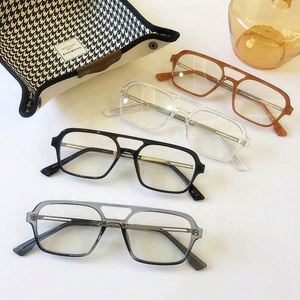 Nuevas Gafas de Sol de Aleación con Logotipo Personalizado, Modernas y Populares, con Marco Rectangular Pequeño, Protección UV400 y Doble Puente para Mujer - Product Image 6