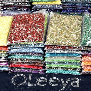 OLeeya Usine Vente en Gros 14400 Pièces 2028 Qualité Non Hotfix Strass Ongles Cristaux de Verre en Vrac Dos Plat Strass pour Ongles - Product Image 2
