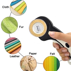 Rotary Cutter with 5 Replacement Titanium Golden Rotary Blades 45mm Rotary Cutter Set - Product Image 6