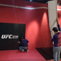 Tikar dinding fighbro, bantalan dengan perekat belakang bebas dari logam atau kayu untuk perlindungan total