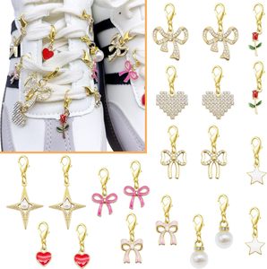 Breloques dorées pour chaussures, style PCS, pour la décoration des lacets de baskets, pendentif nœud avec fermoir mousqueton, accessoire de bijouterie fait main - Product Image 5