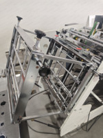 Machine de fabrication de boîtes en carton de haute qualité à commande servo 800/1200, machine d'érection de cartons pour boîtes à hamburgers