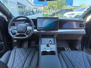 รถยนต์ BYD Sea Lion 07 EV ปี 2024 มือสอง รถ SUV ไฟฟ้า เกียร์อัตโนมัติ พวงมาลัยซ้าย ภายในสีเข้ม เบาะหนัง ยาง R19 ระยะทางวิ่งไกล - Product Image 5