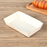 Plateau de service économique et alimentaire sécurisé en kraft vierge, empilable, pour la restauration événementielle