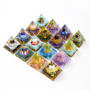 Lámpara de Noche de Resina con Piedras de Cristal Hechas a Mano al por Mayor para Adorno del Hogar y Regalo Espiritual - Product Image 3