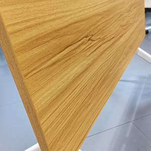 Mesa de Conferencia Modular de Madera Extensible y Plegable Ajustable - Muebles de Oficina Modernos para Uso Comercial, Escuelas y Hospitales - Product Image 6