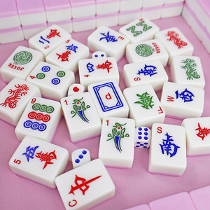 JIAMAI Ensemble de Mahjong Américain avec Tuiles en Acrylique 166 Pièces, <span class=keywords><strong>Joker</strong></span> Inclus, Jeu de <span class=keywords><strong>Casino</strong></span> de Collection pour les Passionnés - Product Image 5
