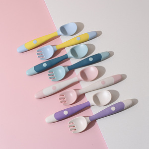 Cuchara <span class=keywords><strong>de</strong></span> Silicona <span class=keywords><strong>de</strong></span> Grado Alimenticio 100% con Mango Largo, Libre <span class=keywords><strong>de</strong></span> BPA, <span class=keywords><strong>para</strong></span> la Alimentación y Entrenamiento <span class=keywords><strong>de</strong></span> Bebés <span class=keywords><strong>de</strong></span> <span class=keywords><strong>6</strong></span> <span class=keywords><strong>Meses</strong></span> en Adelante, ¡Oferta! - Product Image 1