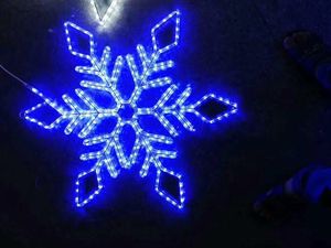 2D 3D Outdoor IP65 Iron Baking Paint Snowflake Street Motif Festive Decorative Lights Warm White Snowflake Motif Lights - Product Image 4