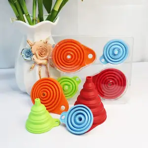 Juego de 4 accesorios de utensilios de cocina pequeños y grandes, embudos plegables de silicona plegables