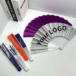 Abanico Plegable de Plástico PP con Purpurina de 23 cm, Personalizado con Logotipo, Hecho a Mano, para Bodas y Festivales - Product Image 1