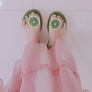 Sandales plates d'été pour femmes, tongs en gelée, imprimé fruits, style décontracté, style extérieur, favori des célébrités d'Internet - Product Image 5