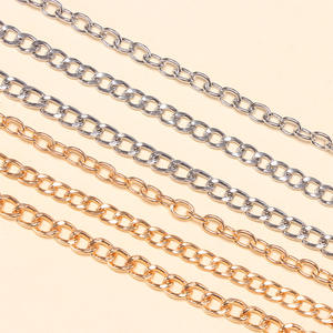 Cadena de pantalón multicapa dorada de aleación de zinc, estilo hip hop, para uso diario. - Product Image 3