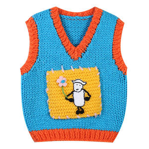 OEM personnalisable femmes lâche tricoté <span class=keywords><strong>gilet</strong></span> col V couleur bonbon rayé petit mouton broderie doux style pull <span class=keywords><strong>pour</strong></span> les filles - Product Image 3