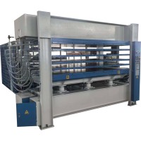Presse à chaud hydraulique robuste à commande PLC avec moteur à engrenages pour le laminage du bois, du MDF et du placage