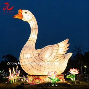 Lanterna Cinese a Forma di Cigno/Oca Personalizzabile, Impermeabile con Luce LED per Celebrazioni Festive e Spettacoli - Product Image 1