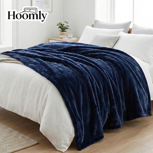 Coperta in Finta Pelliccia a Pelo Lungo Hoomly 200x220cm, Lussuosa Coperta Decorativa Antipelo per Camera da Letto e Divano - Product Image 2