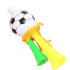 Vente en gros de jouets rétro en plastique, petits cadeaux, accessoires de football, accessoires de soutien, cornes, trompettes pour les fans de sport, concerts - Product Image 2