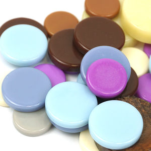 Set di pezzi di <span class=keywords><strong>scacchi</strong></span> da tavolo in acrilico colorato personalizzato con Backgammon Set di pezzi grandi piccoli da 30 pezzi - Product Image 5