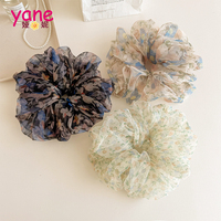 Scrunchie rambut organza Korea bergaya retro romantis, berbulu halus, dengan hiasan bunga besar untuk wanita.
