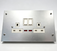 Panneau découpé CNC en aluminium brossé sur mesure, plaque de montage multi-trous pour interrupteur et prise pour armoire d'équipement