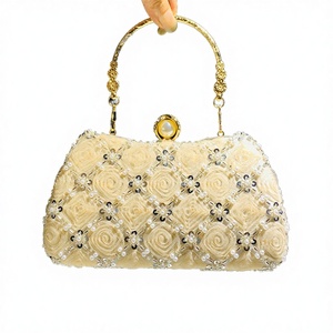 Bolso de Mano de Lujo para Mujer, con Pedrería, para Banquete, Hecho a Mano, con Cuentas de Flores, Correa de Cadena para el Hombro, Forro de Poliéster - Product Image 3