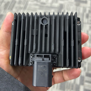 Robosense E1R LiDAR à 144 faisceaux avec portée de détection de 30 m, résolution de 0,625 mm pour la conduite autonome et les ADAS - Product Image 4