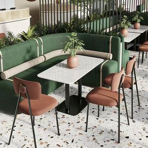 Tavoli e Sedie Personalizzati Moderni ed Ecologici in Legno Massello, Metallo e Pelle per Ristoranti, Hotel, Bar e Caffè con Divanetti e Set da Pranzo - Product Image 3
