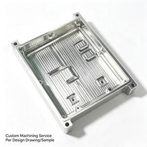 Caja de aluminio para blindaje de señal de montaje en PCB, carcasa integrada para equipos con aletas lineales, carcasa de cavidad de disipador de calor RF de aluminio mecanizado por CNC - Product Image 1