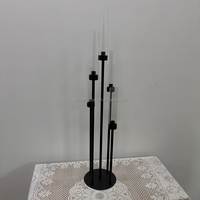 Grand chandelier en métal noir à 5 bras avec tubes en verre transparent pour table de mariage et support de bougies de scène