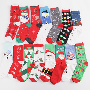 5 paires de chaussettes de Noël tendance dans une boîte cadeau, motif élan et flocon de neige, chaussettes mi-hautes en coton pour femmes, chaussettes de Noël <span class=keywords><strong>Cmax</strong></span> - Product Image 2