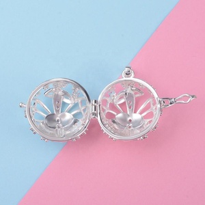 Fleur Fée Papillon Rose Cristaux Argent Perle Cage Ange Appelant Pendentif Harmonie Boules pendentif - Product Image 3