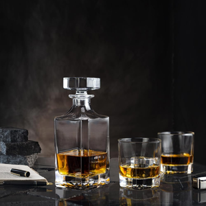 En stock aux États-Unis, coffret cadeau de luxe de 750 ml et ensemble de verres à whisky, best-seller - Product Image 5