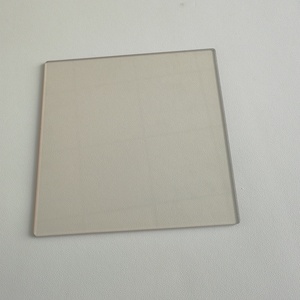Panneaux en verre céramique ultra clairs à haute résistance aux chocs thermiques, surface non poreuse pour le verre d'insertion de porte en verre de cheminée - Product Image 1